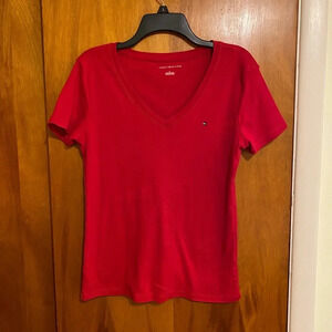 Tommy Hilfiger Women’s V-Neck 100% Cotton Red Short Sleeve T. Shirt, Size Medium